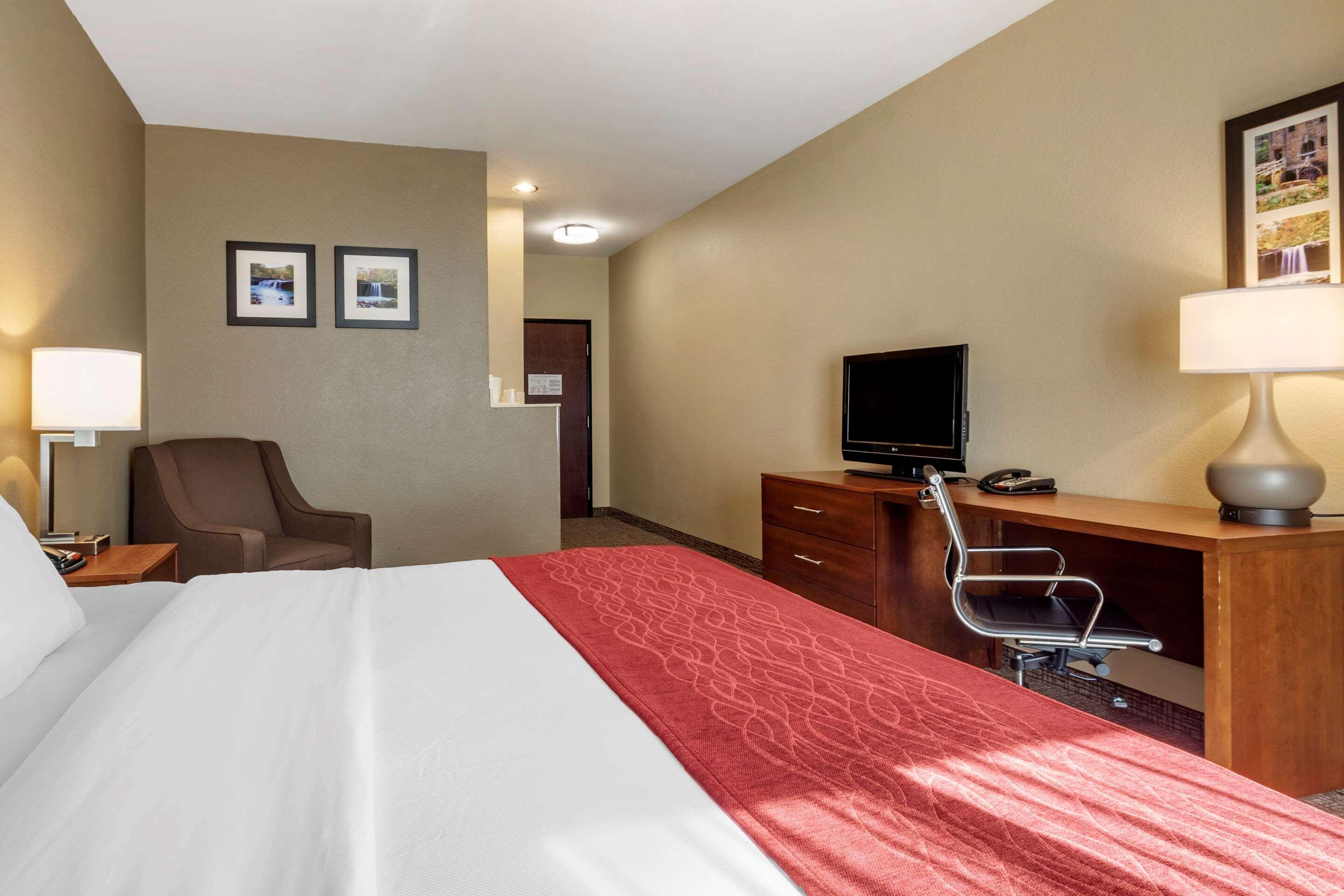 Comfort Inn & Suites Russellville I-40 מראה חיצוני תמונה