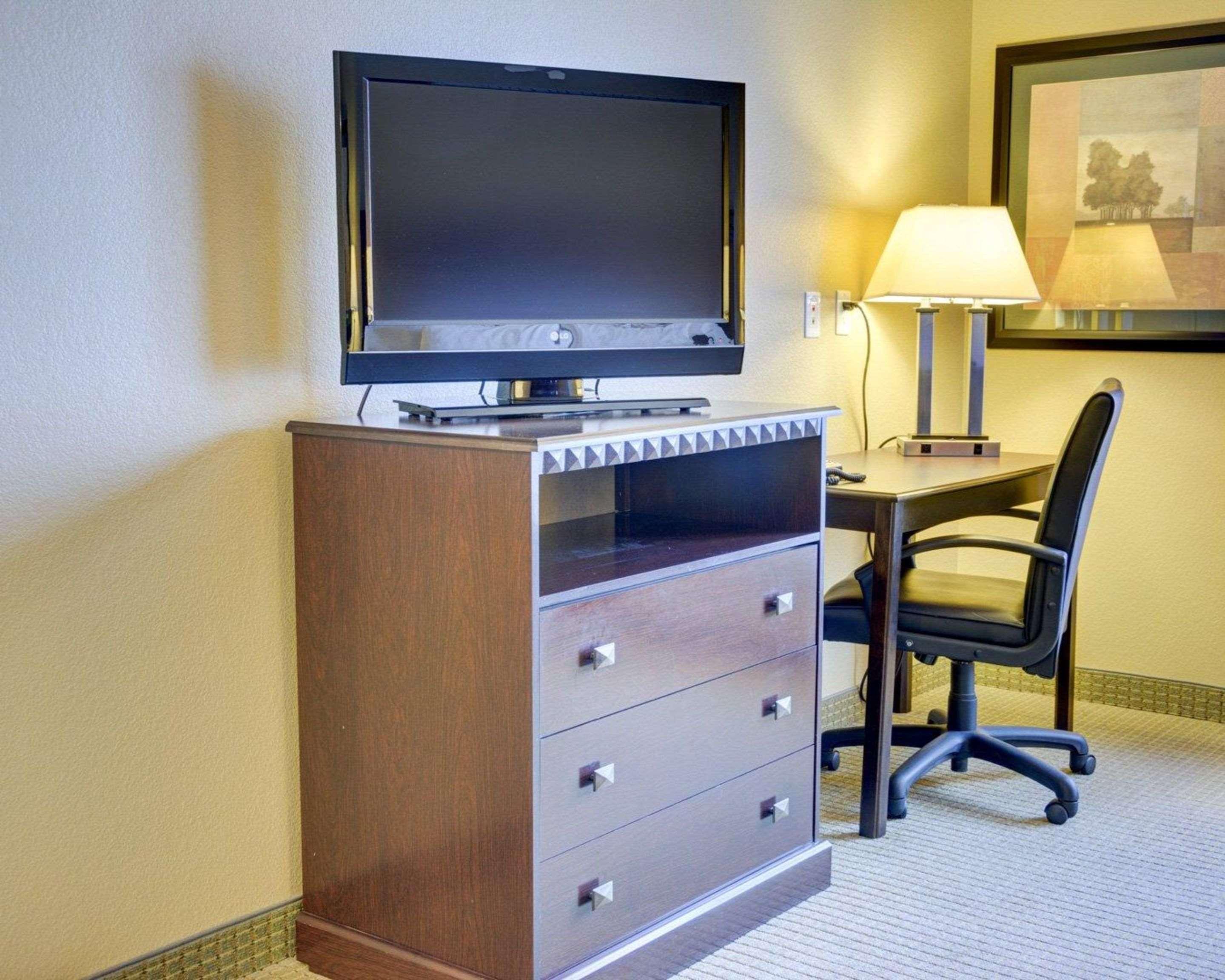 Comfort Inn & Suites Russellville I-40 מראה חיצוני תמונה