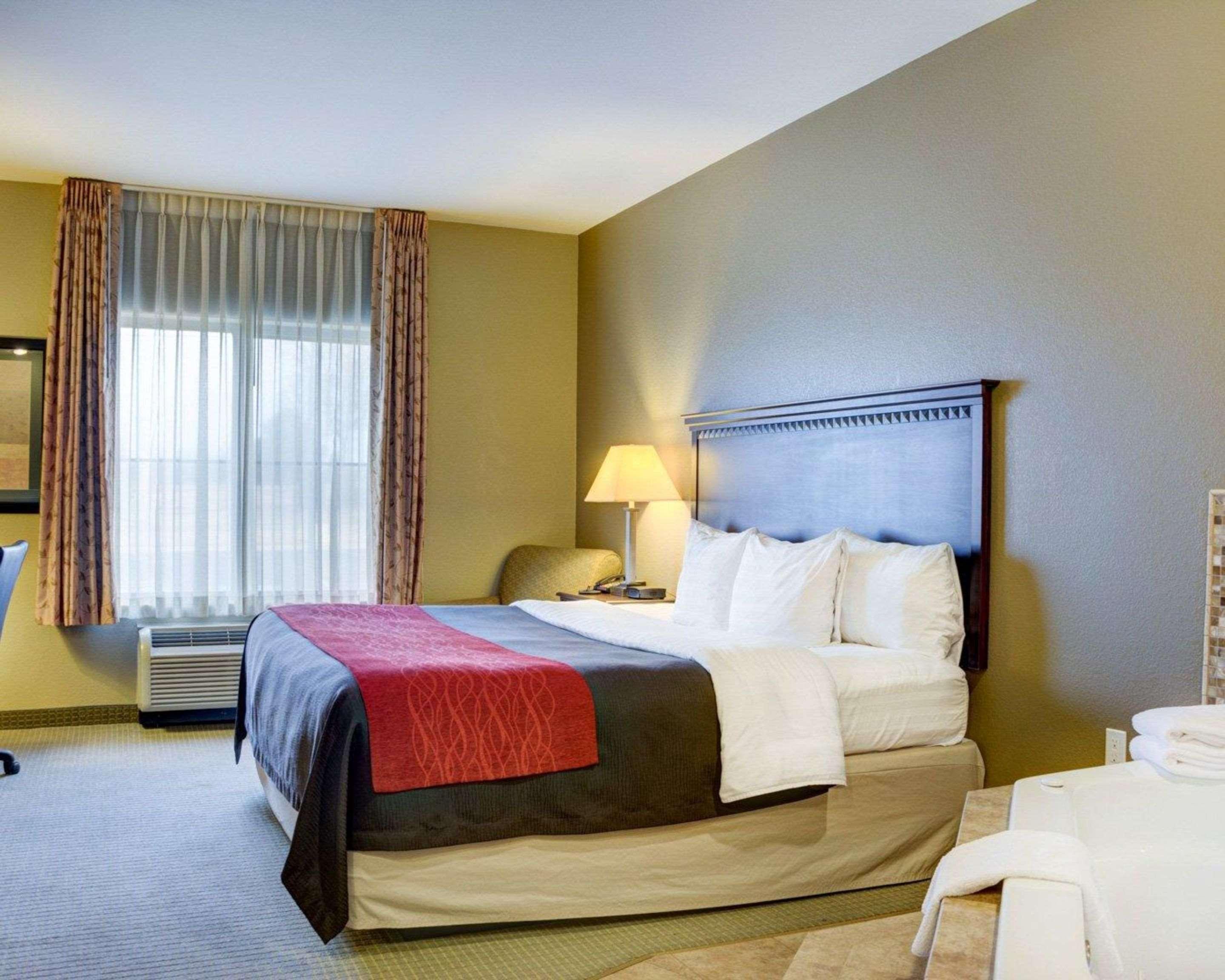 Comfort Inn & Suites Russellville I-40 מראה חיצוני תמונה