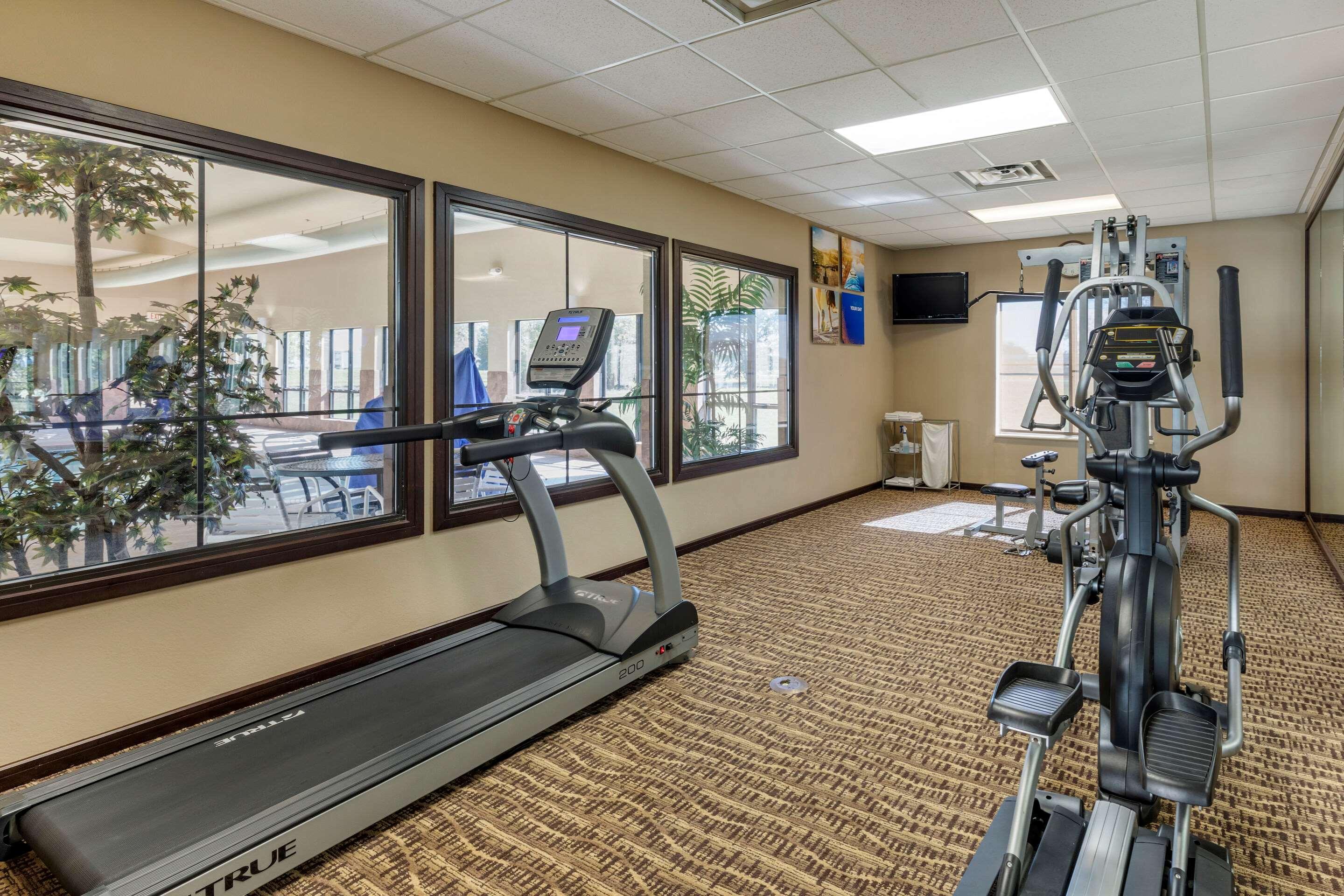 Comfort Inn & Suites Russellville I-40 מראה חיצוני תמונה