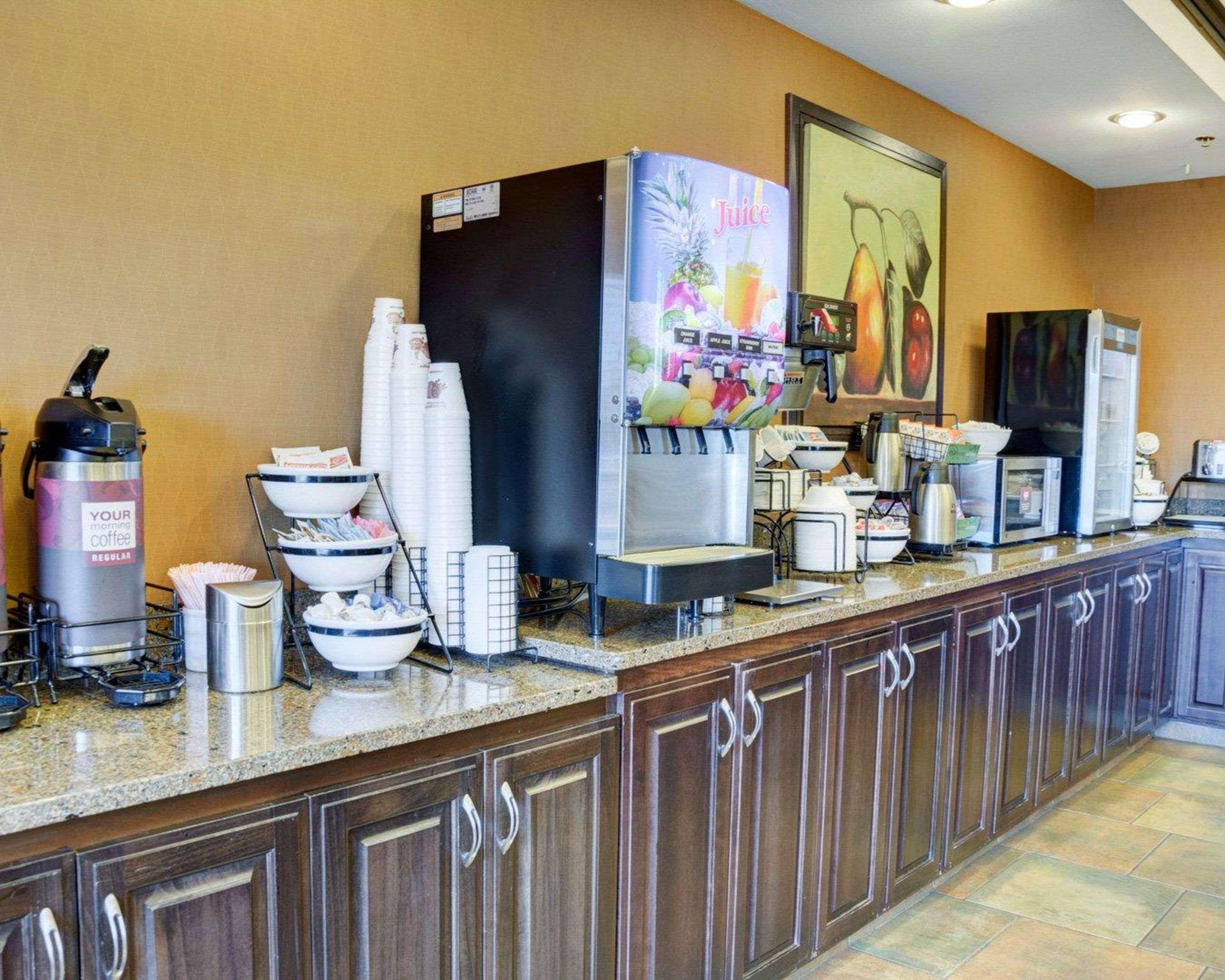 Comfort Inn & Suites Russellville I-40 מראה חיצוני תמונה