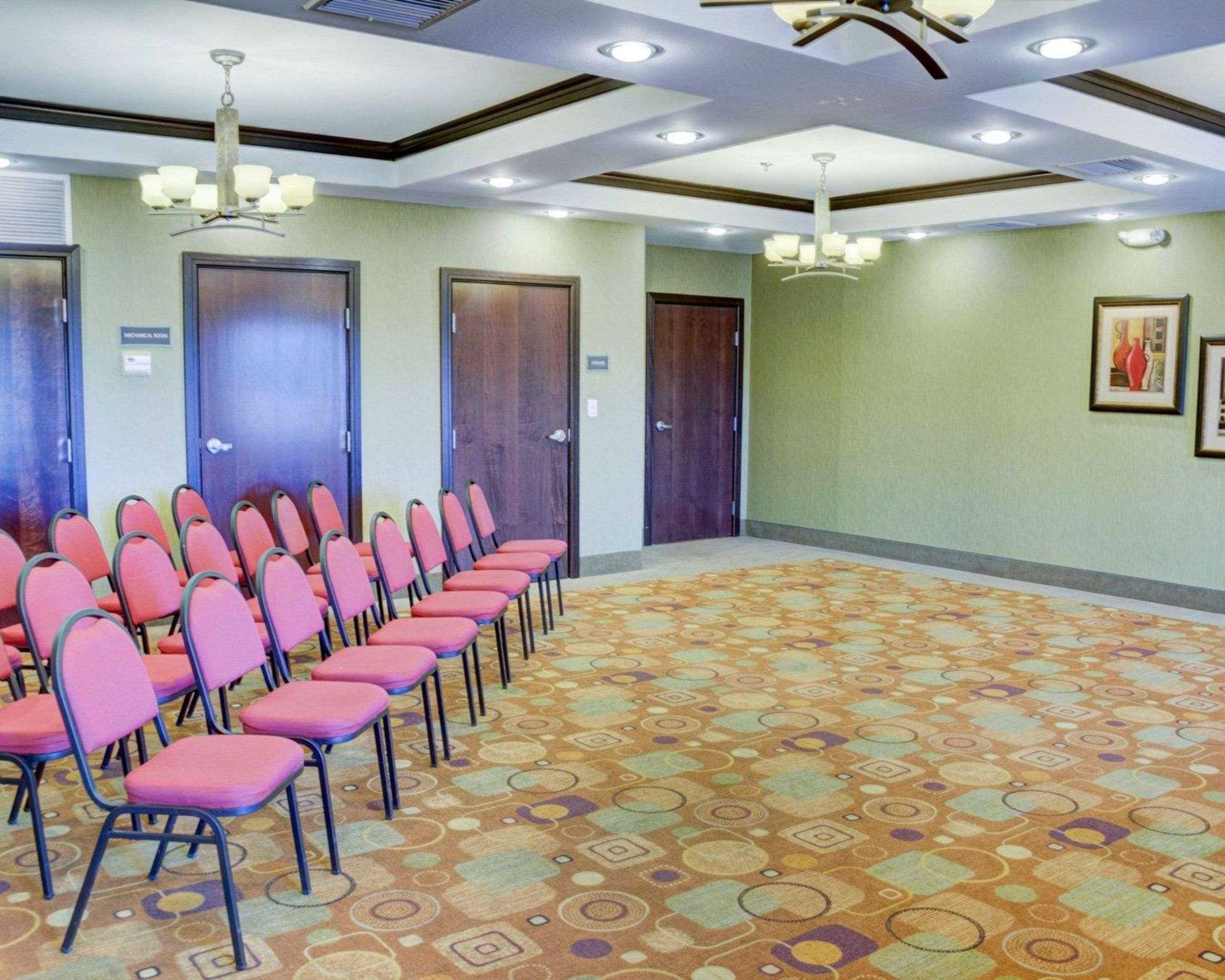 Comfort Inn & Suites Russellville I-40 מראה חיצוני תמונה