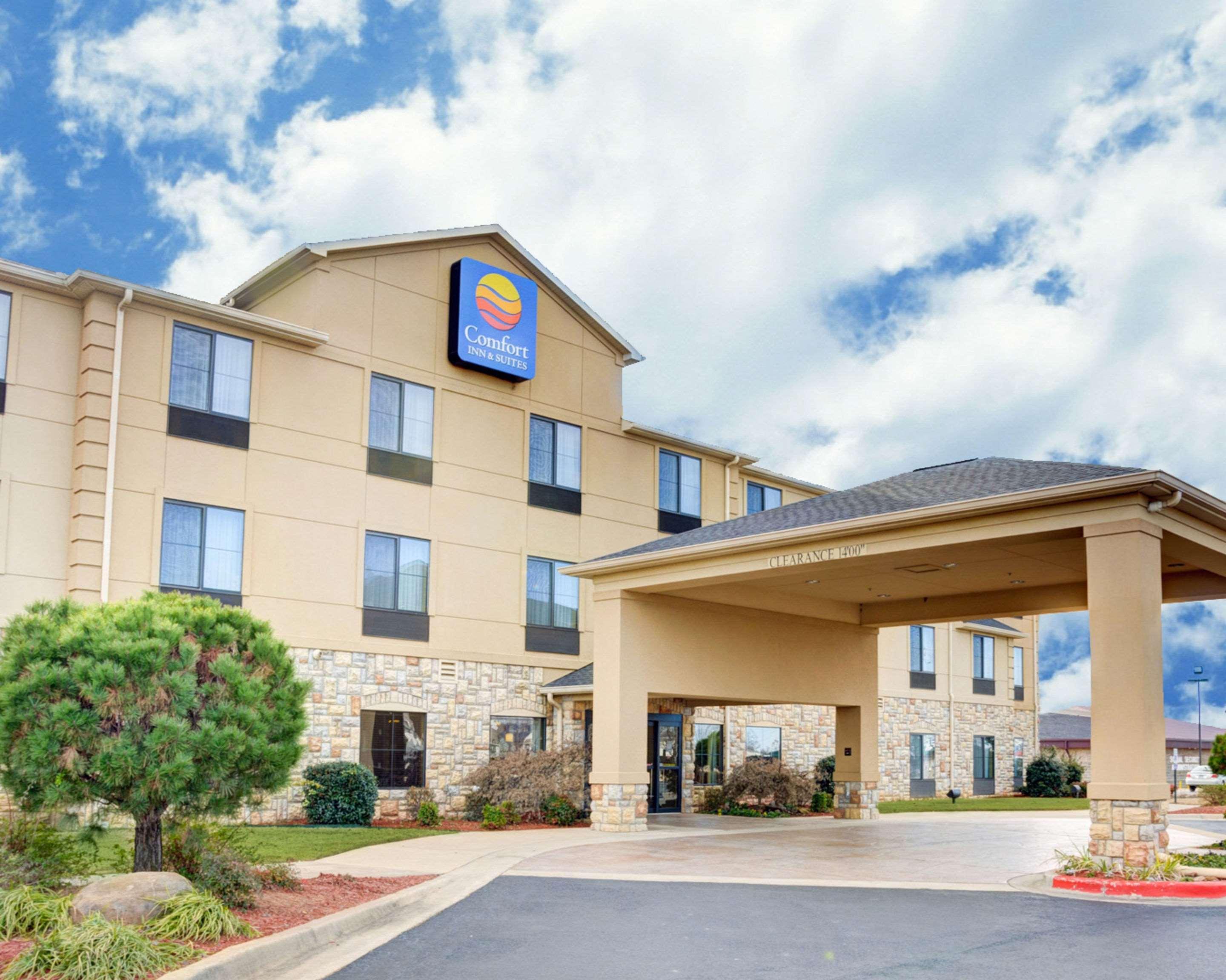 Comfort Inn & Suites Russellville I-40 מראה חיצוני תמונה